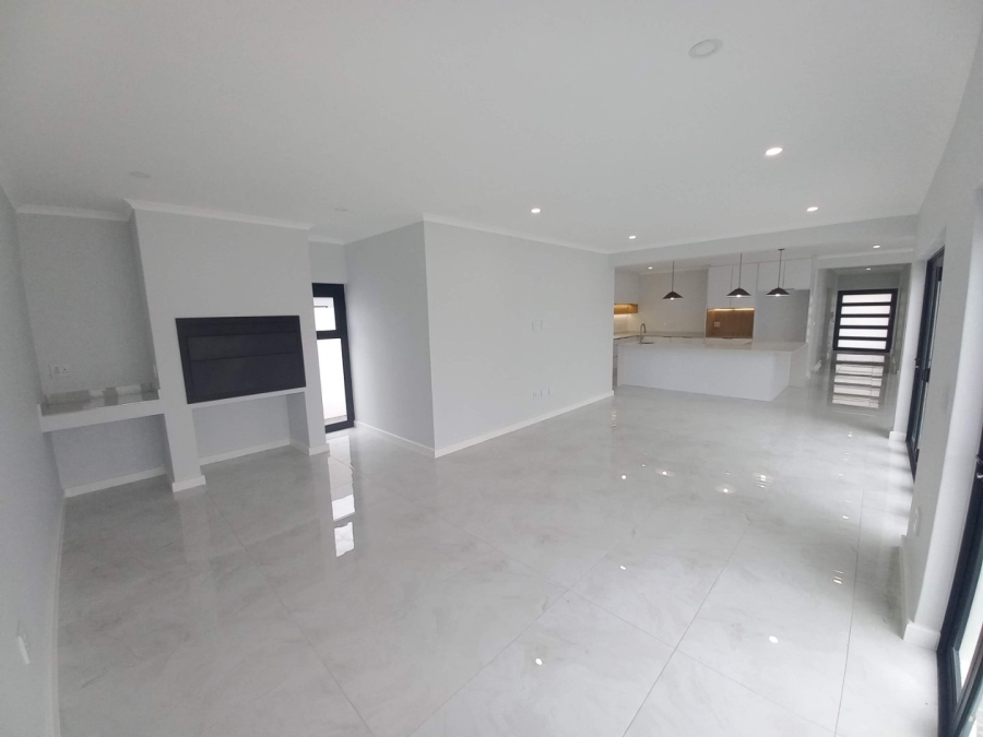 5 Bedroom Property for Sale in Sandown Western Cape